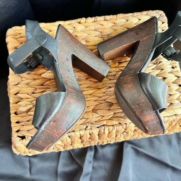 BAMBOO Black heeled sandals WOMEN SIZE 7 - Picture 3 of 9